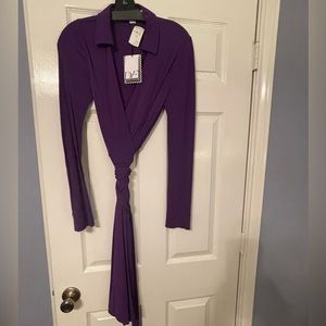 Sz 10 NWT iconic wrap dress